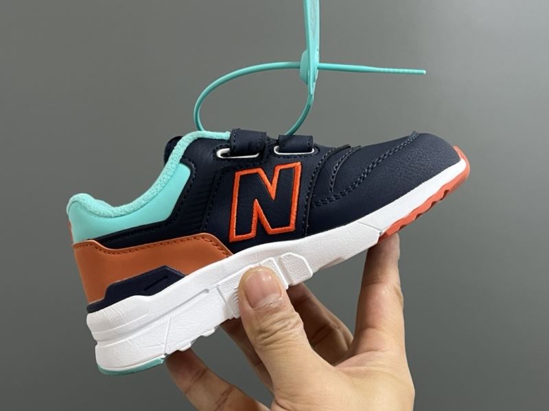 NEW BALANCE SHOES